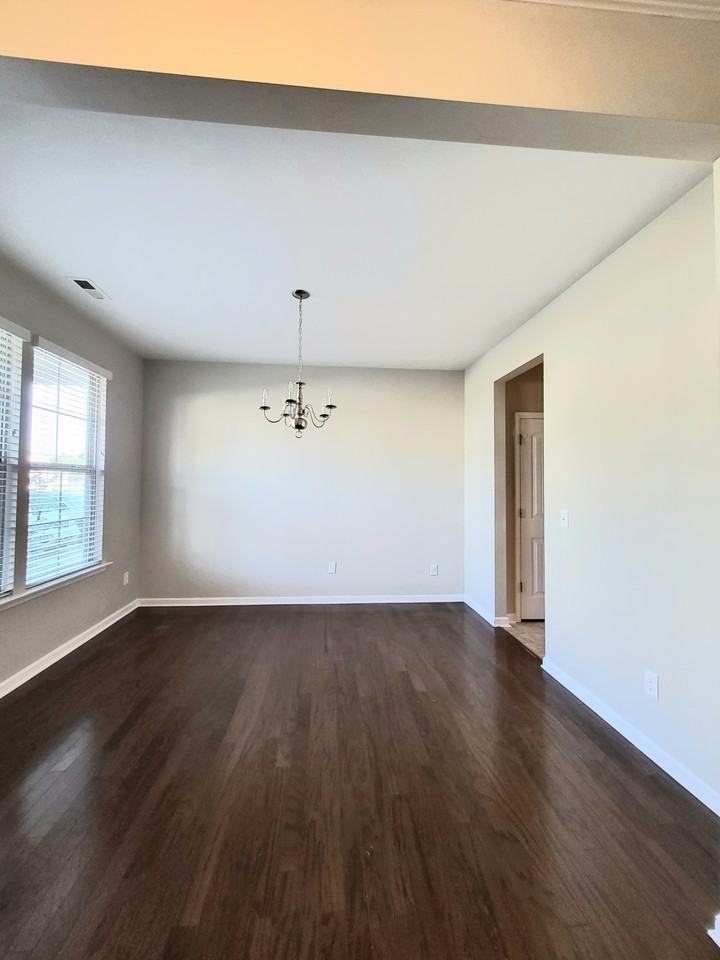 271 River Oak St #1 - Photo 5 of 11