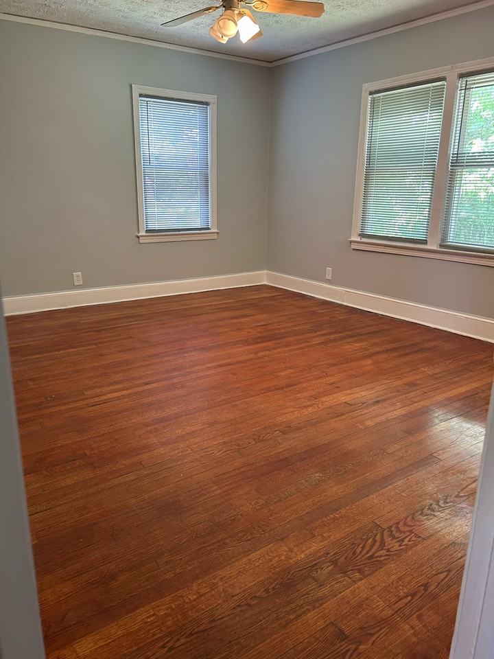 2532 Jewel St #1 - Photo 3 of 12