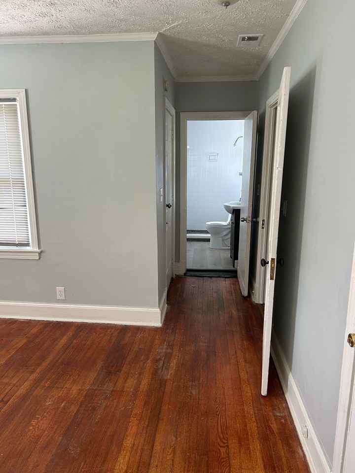 2532 Jewel St #1 - Photo 7 of 12