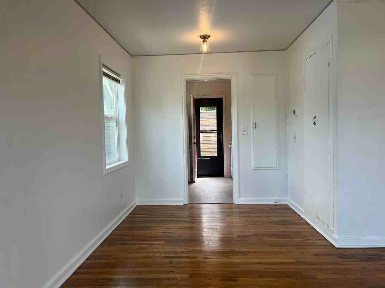 128 N Saratoga St - Photo 6 of 22