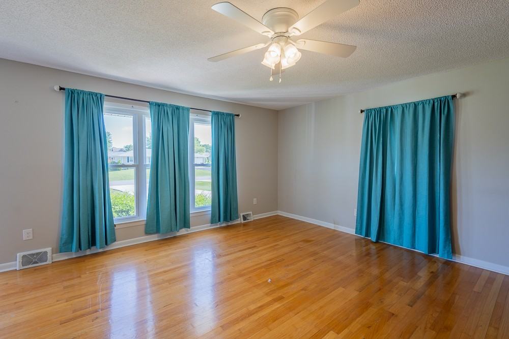 143 Springdale St #1 - Photo 3 of 11
