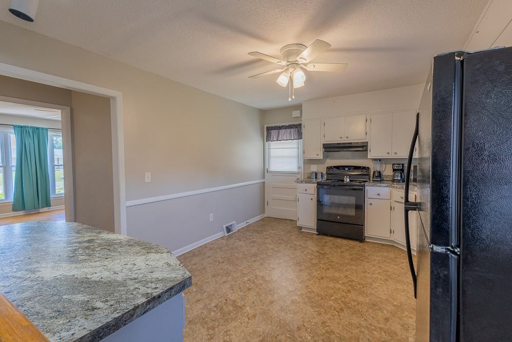143 Springdale St #1 - Photo 6 of 11