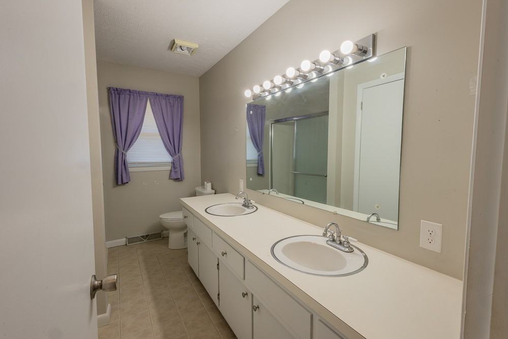 143 Springdale St #1 - Photo 7 of 11