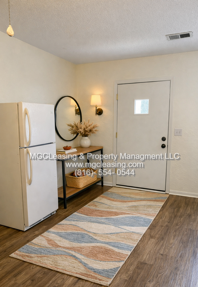 303 Se Grand Ave #1 - Photo 3 of 17
