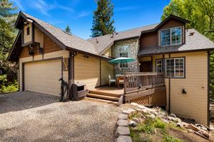 featured image of 2116 Bernina Dr #2
