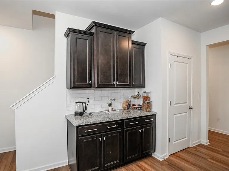 252 Pendergast Rd #1 - Photo 7 of 34