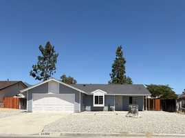 featured image of 44466 Meadow Grove St