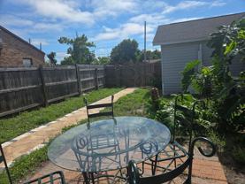1525 Oak Ave - Photo 1 of 1