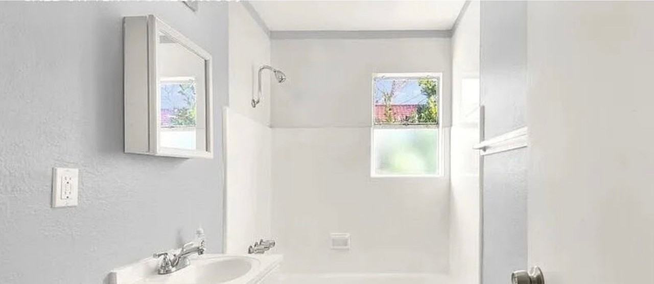 Red Robin Apartments - Photo 4 of 8