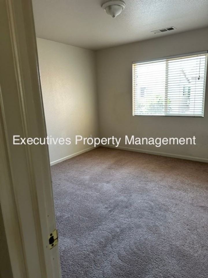4375 Anderson Way - Photo 6 of 9