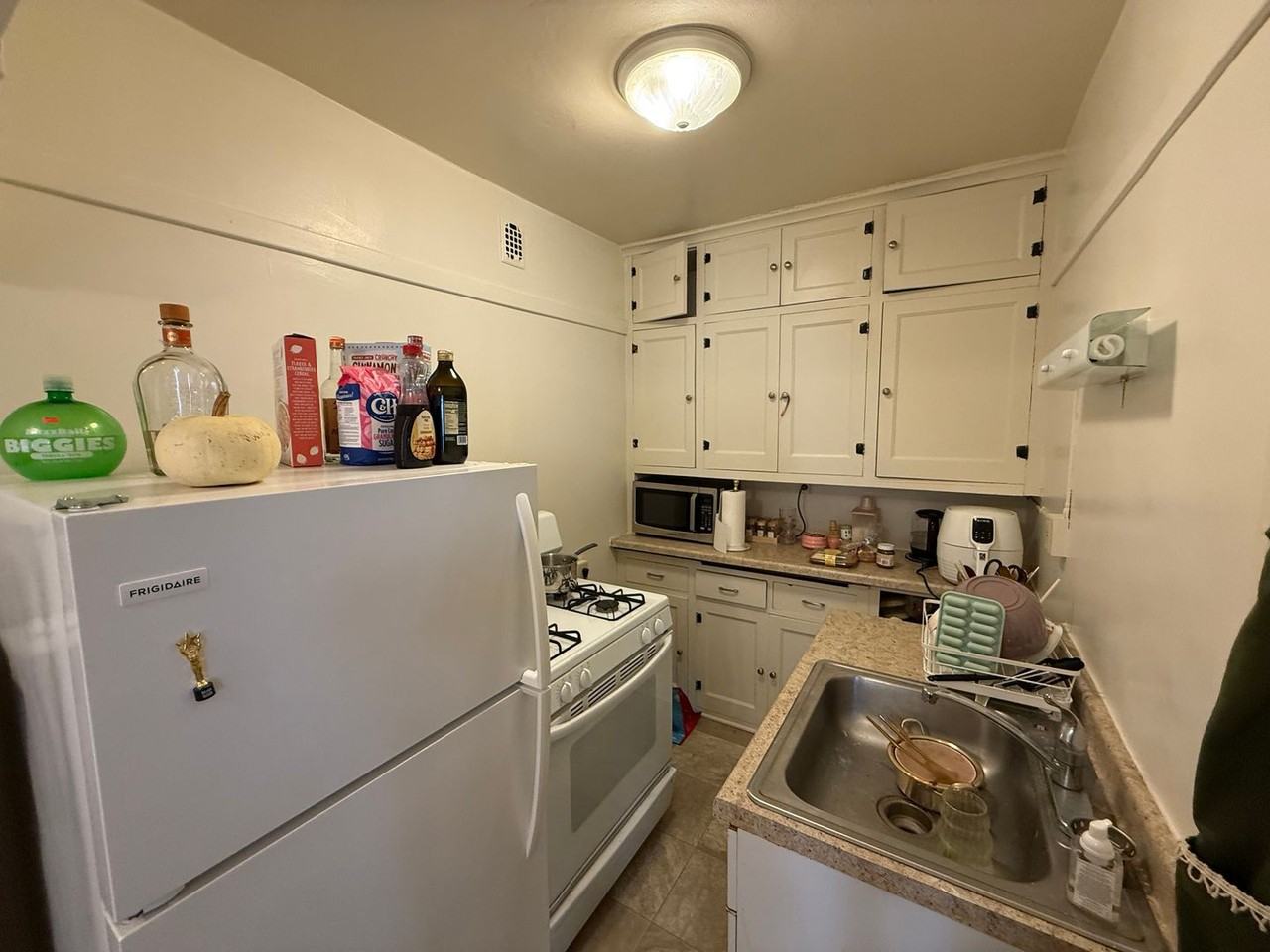 1628 Franklin - Photo 6 of 21