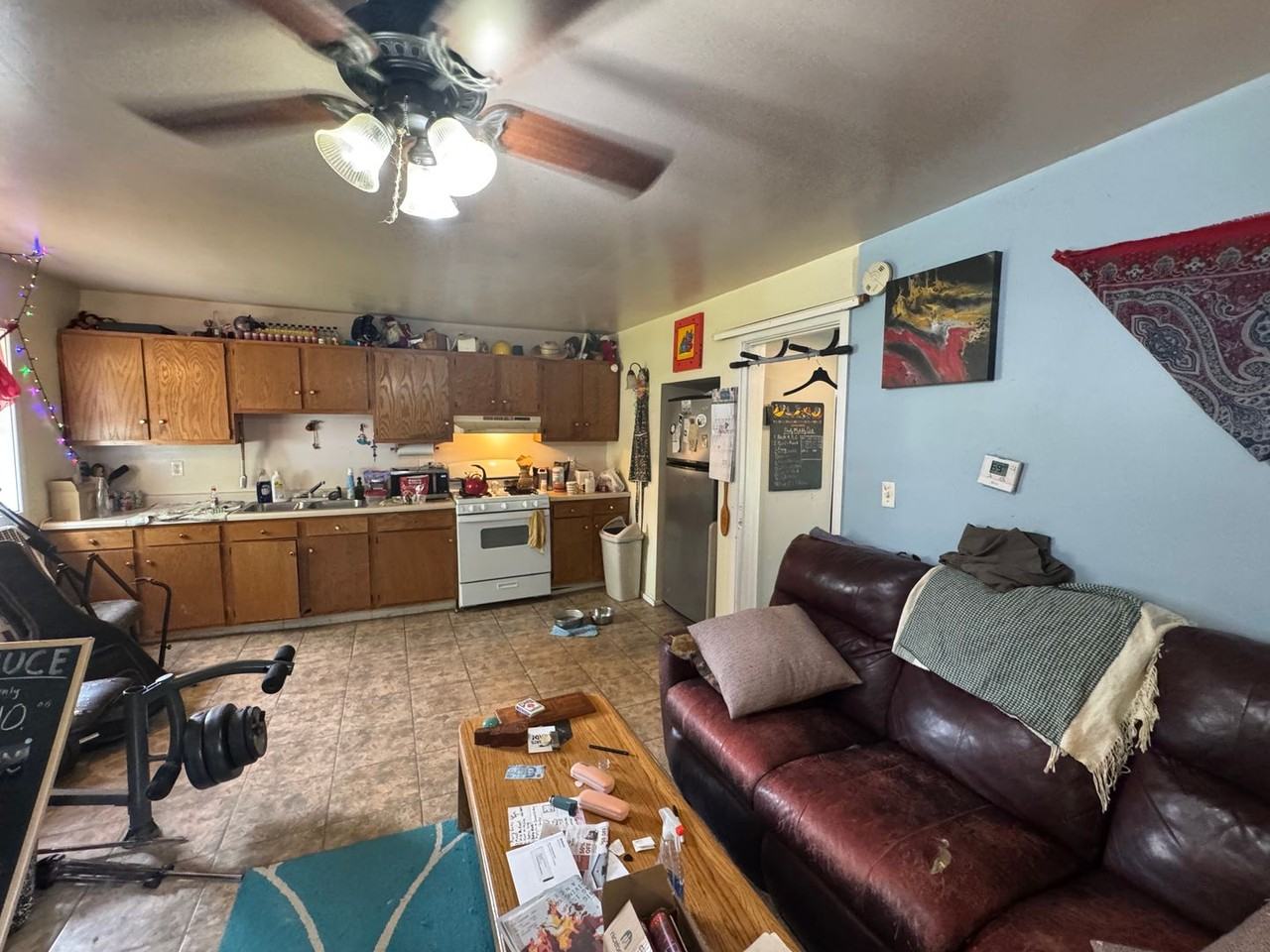1526 Garden Ave - Photo 2 of 6