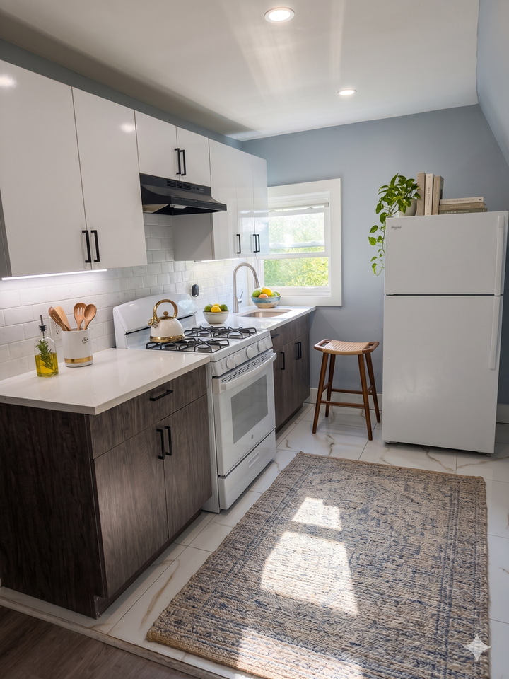 192 S 12th St - Photo 3 of 4