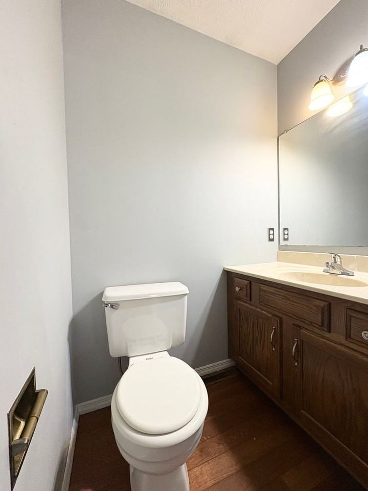 1408 Challis Dr - Photo 6 of 15