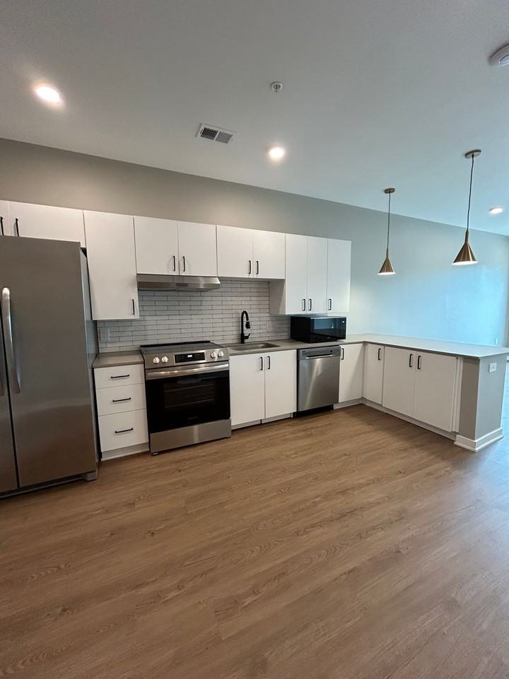 Boho Flats (1440 S. 13th St.) - Photo 3 of 46
