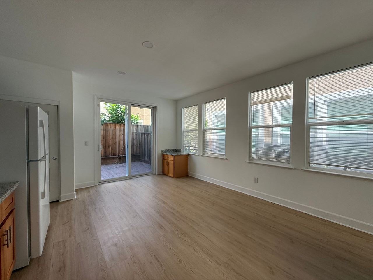 1472 Merrill Pl - Photo 5 of 36