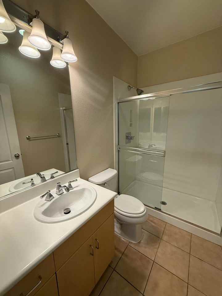 1472 Merrill Pl - Photo 7 of 36