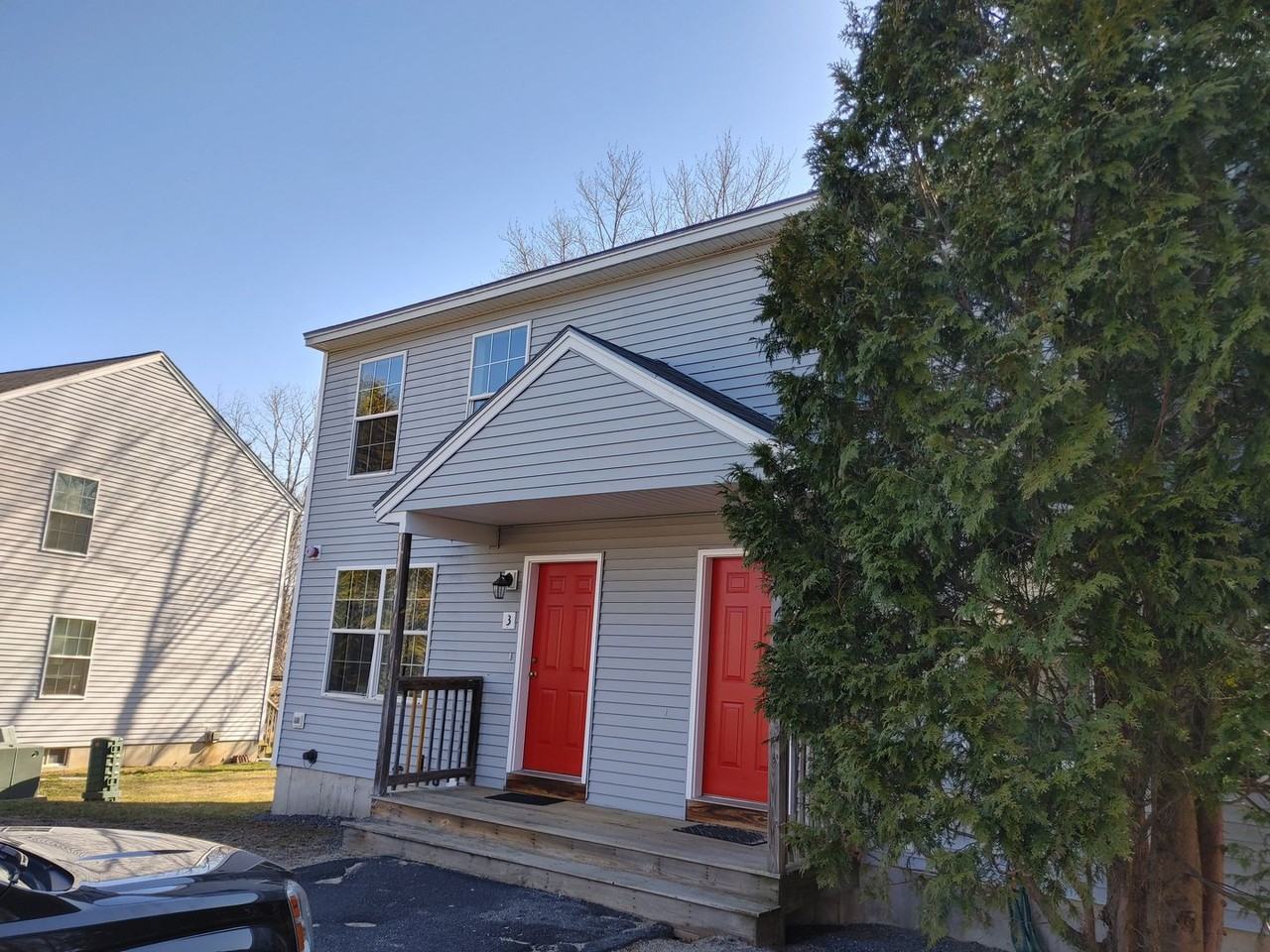 33 Maggie Ln - Photo 2 of 11