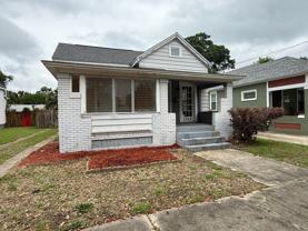 1310 E Strong St - Photo 1 of 1