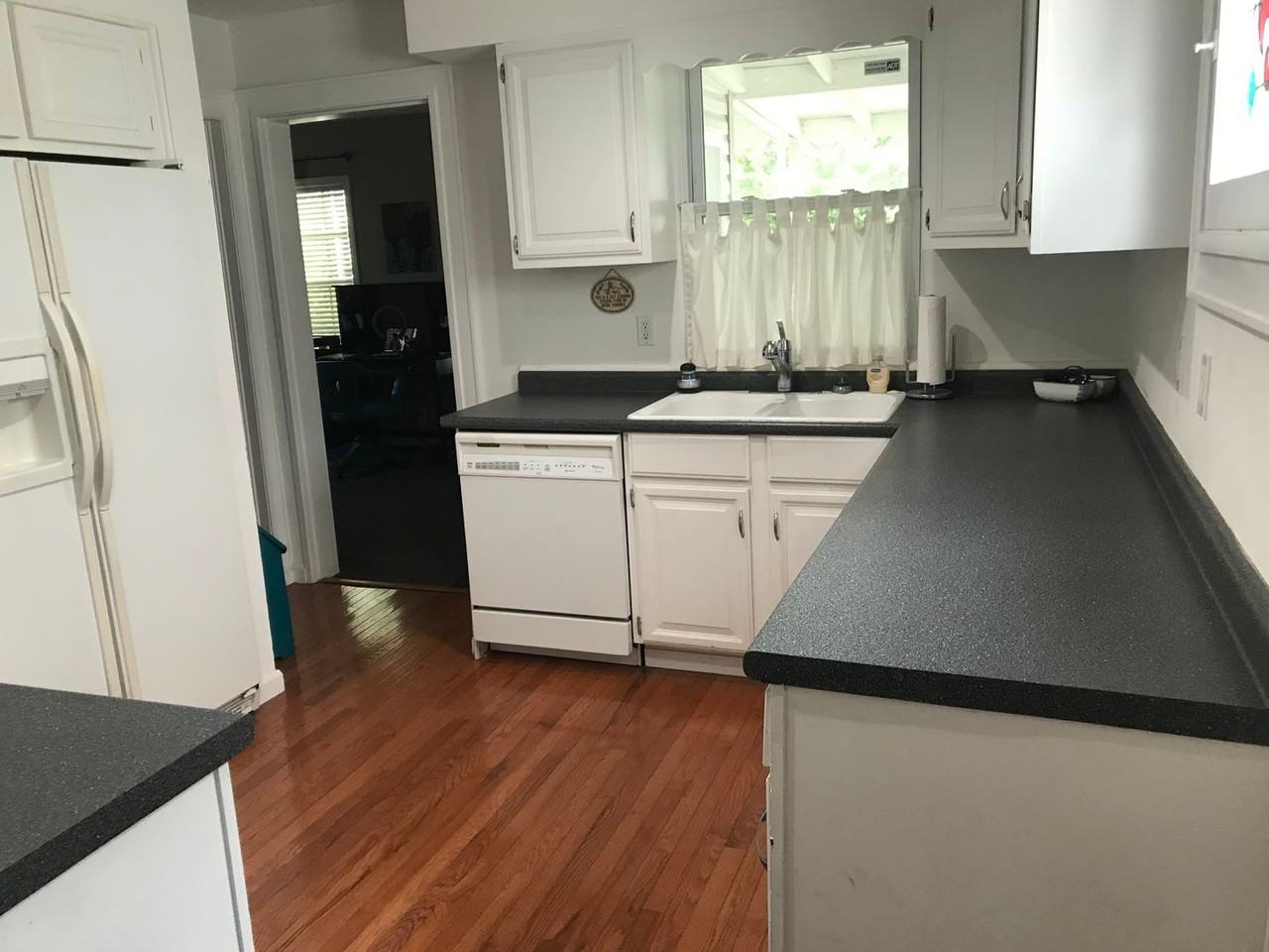 1109 Julia Ave - Photo 4 of 20