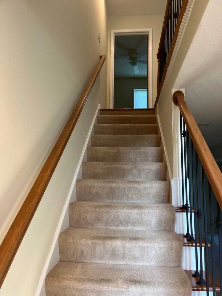 494 Radcliff Dr - Photo 3 of 11
