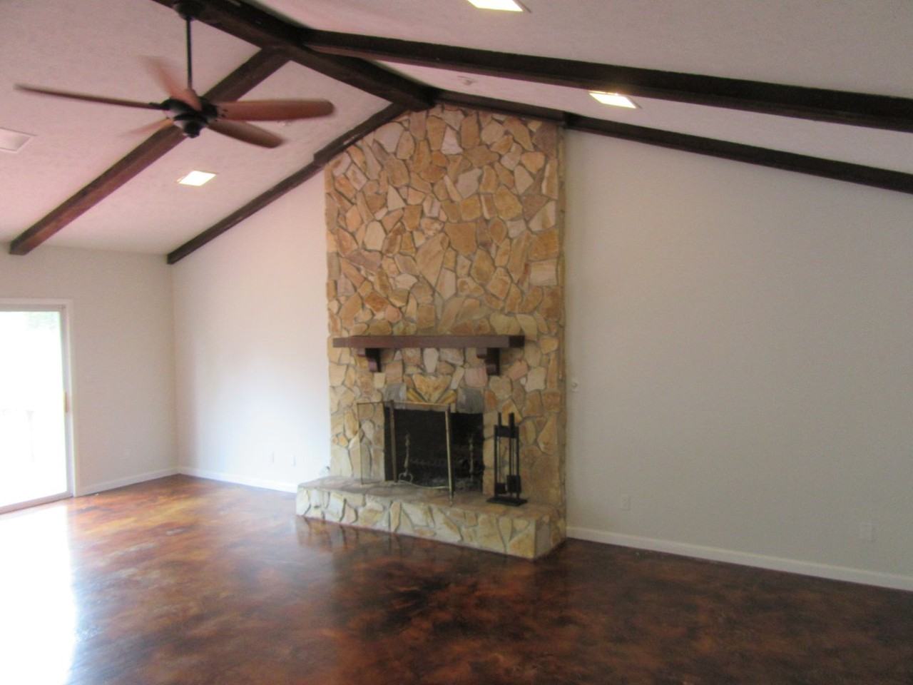 8629 Deerpoint Dr - Photo 7 of 32