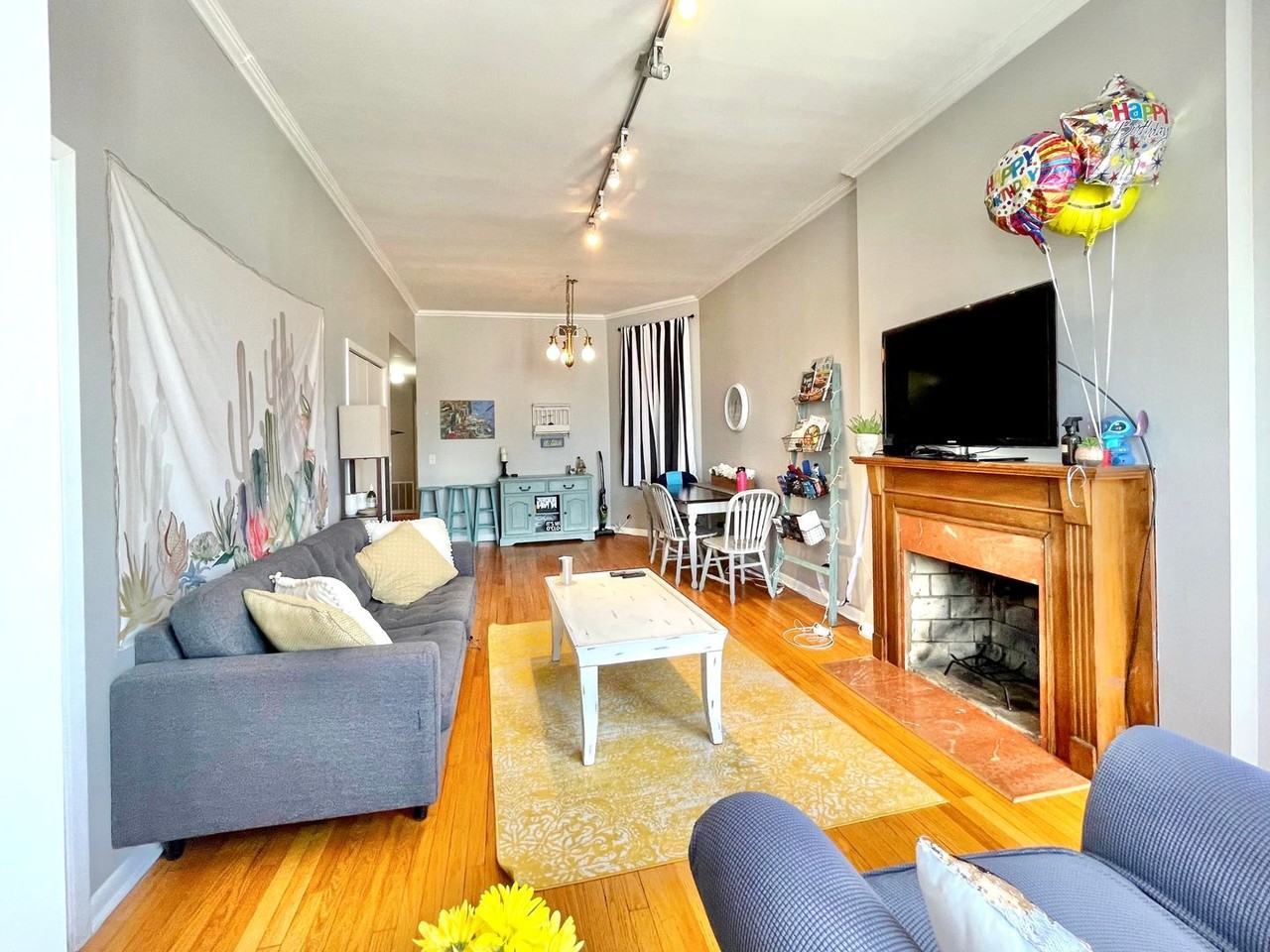 2151 N Southport Ave - Photo 7 of 15