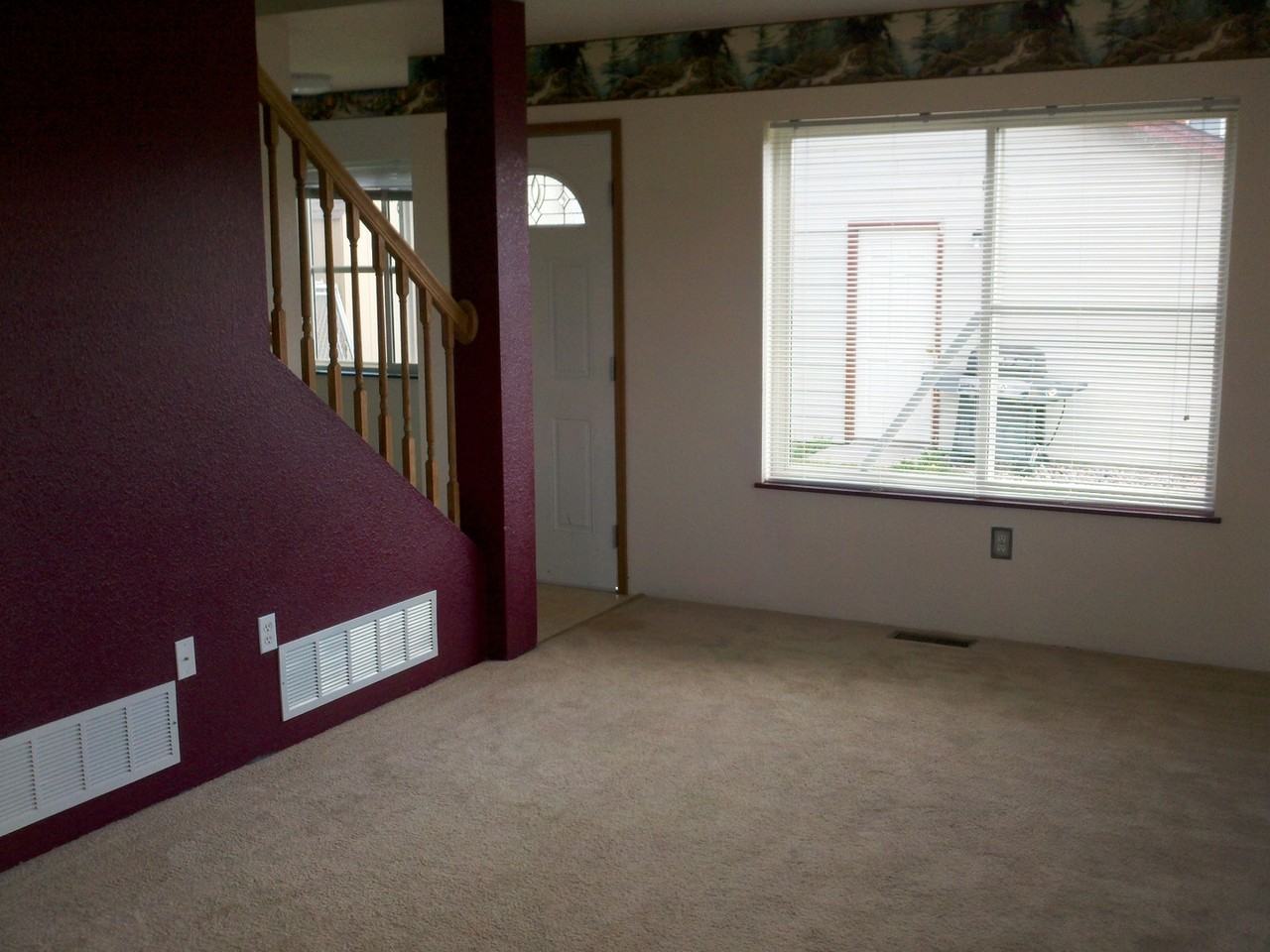 4700 Canyon Creek Blvd - Photo 2 of 10