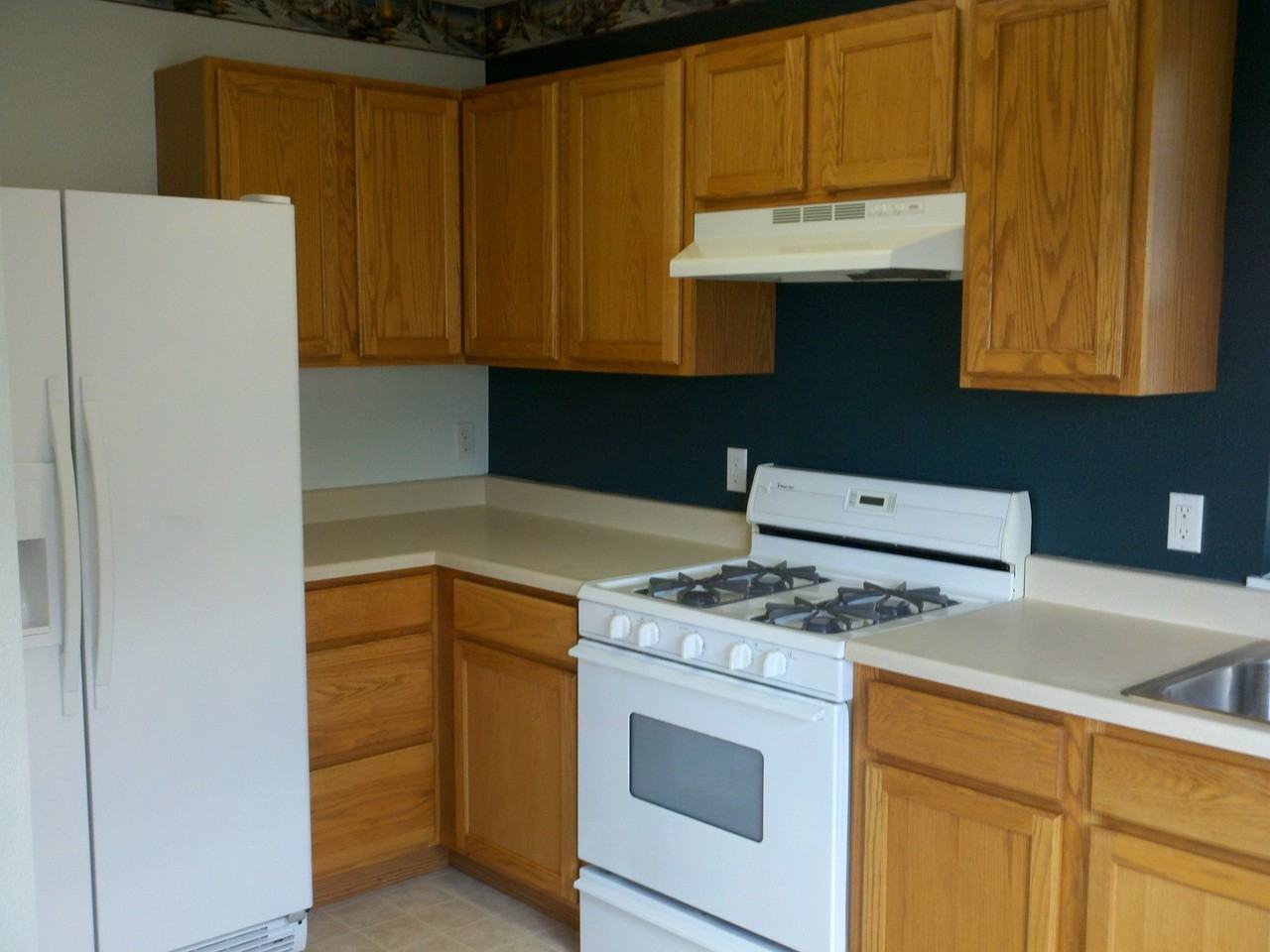4700 Canyon Creek Blvd - Photo 5 of 10