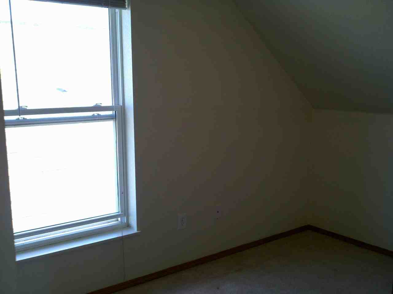4700 Canyon Creek Blvd - Photo 6 of 10