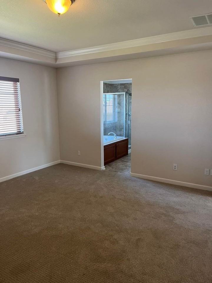 5069 S Ukraine St - Photo 7 of 19