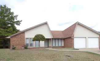 featured image of 2408 Nw Redwood Ln