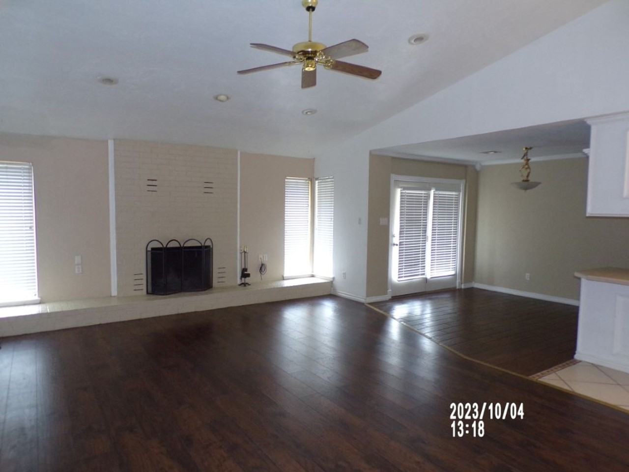 2408 Nw Redwood Ln - Photo 4 of 18