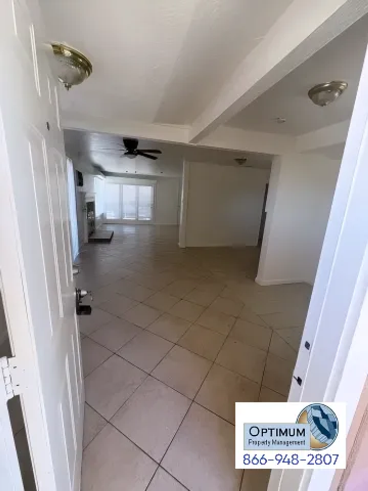 16709 City View Dr - Photo 4 of 22