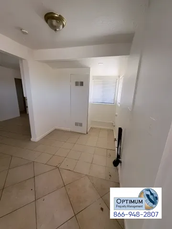 16709 City View Dr - Photo 5 of 22