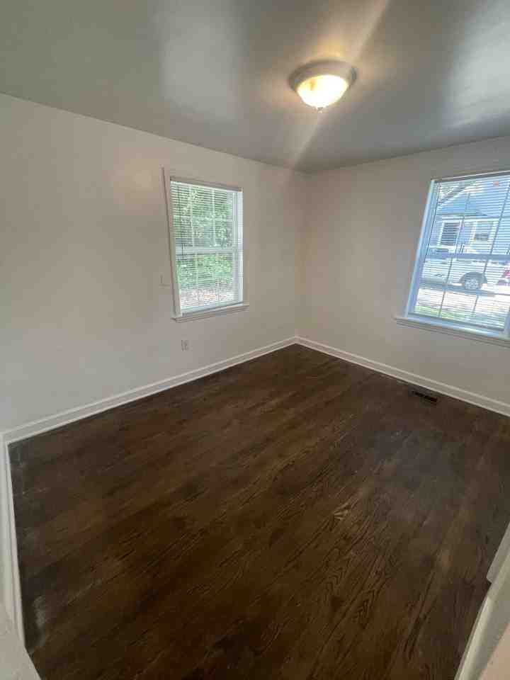 2421 Renfrow Rd - Photo 4 of 12