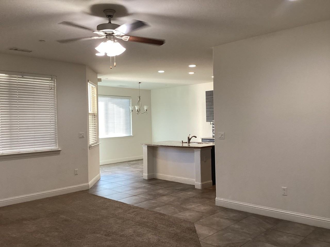 814 S Bliss Ave - Photo 7 of 17