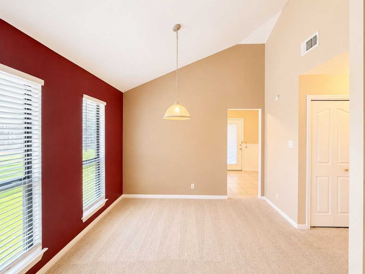 5726 Spring Sunshine - Photo 5 of 19