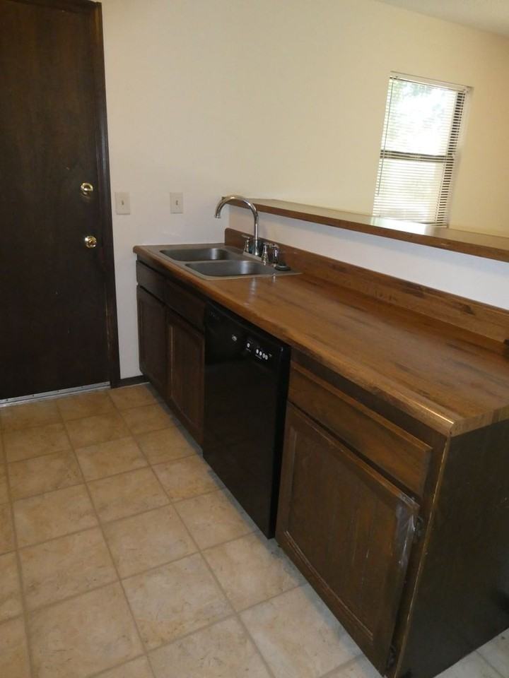 4608 W Knox Dr - Photo 6 of 18