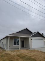 featured image of 1004 W Kristine St