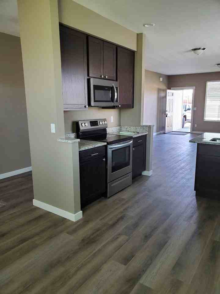 1004 W Kristine St - Photo 2 of 14