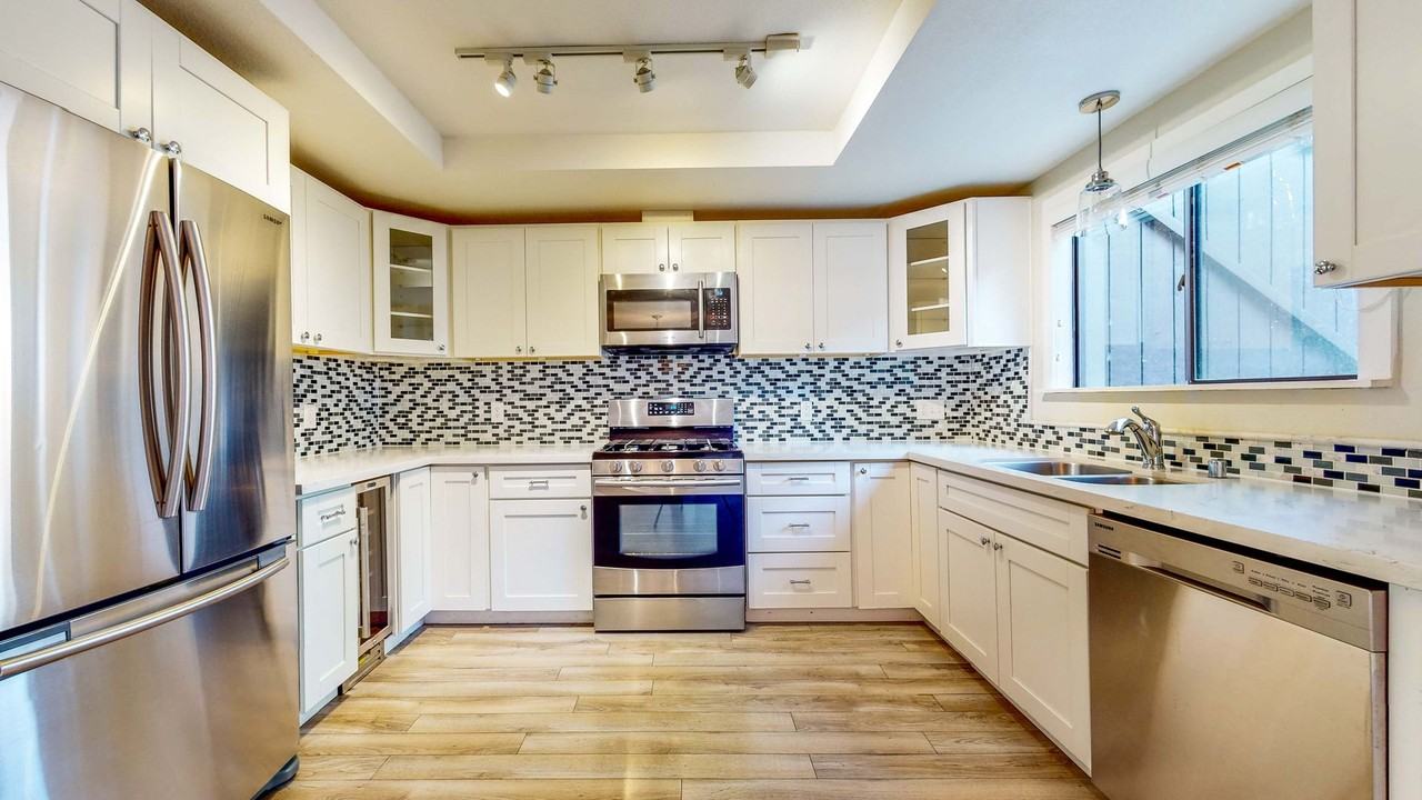 372 Los Alamos Rd - Photo 6 of 50