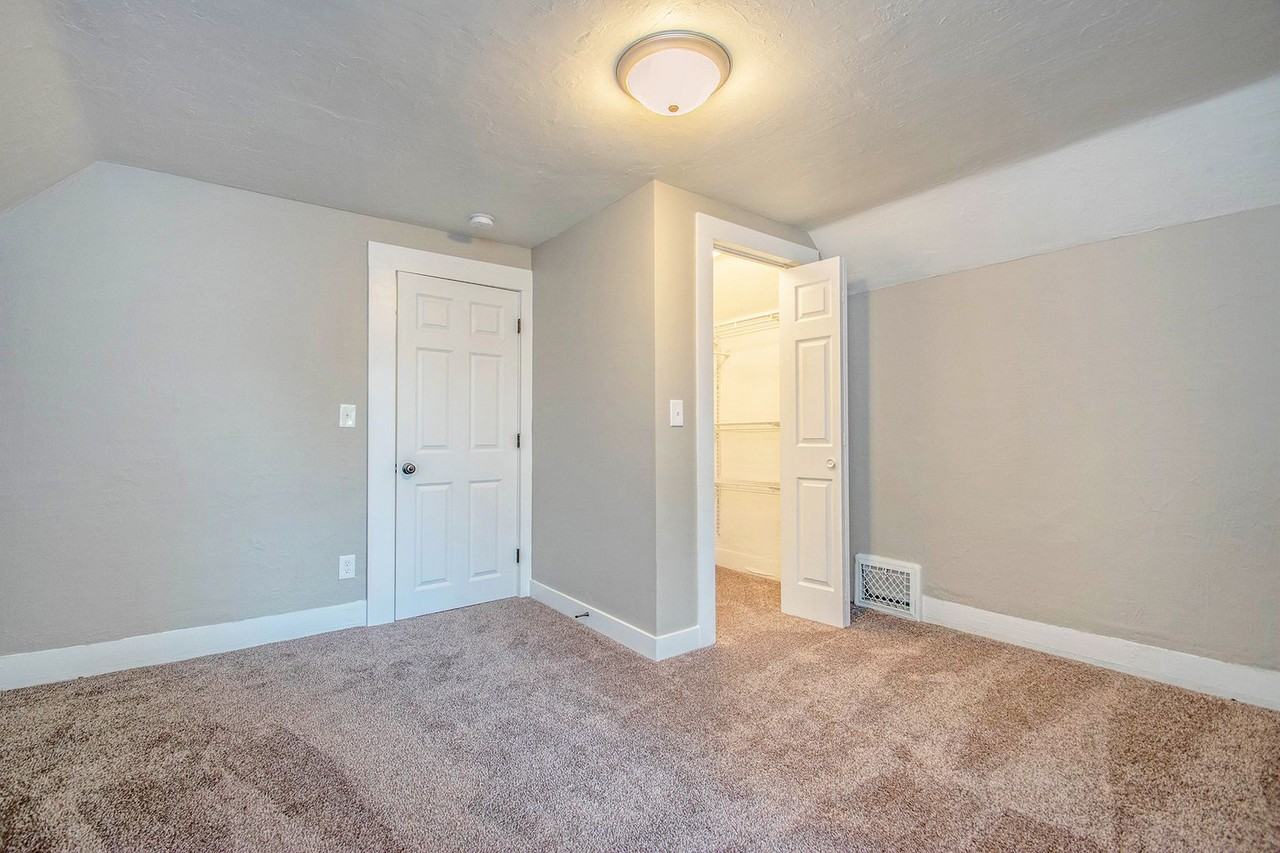 62 Caroline Pl Ne - Photo 7 of 26