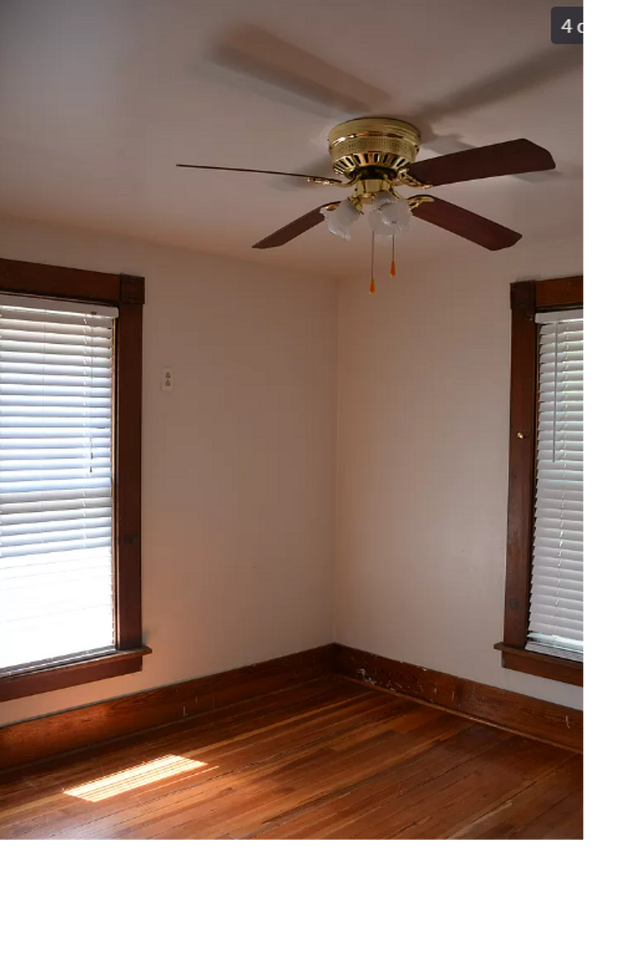 300 W 14th St - Photo 5 of 6