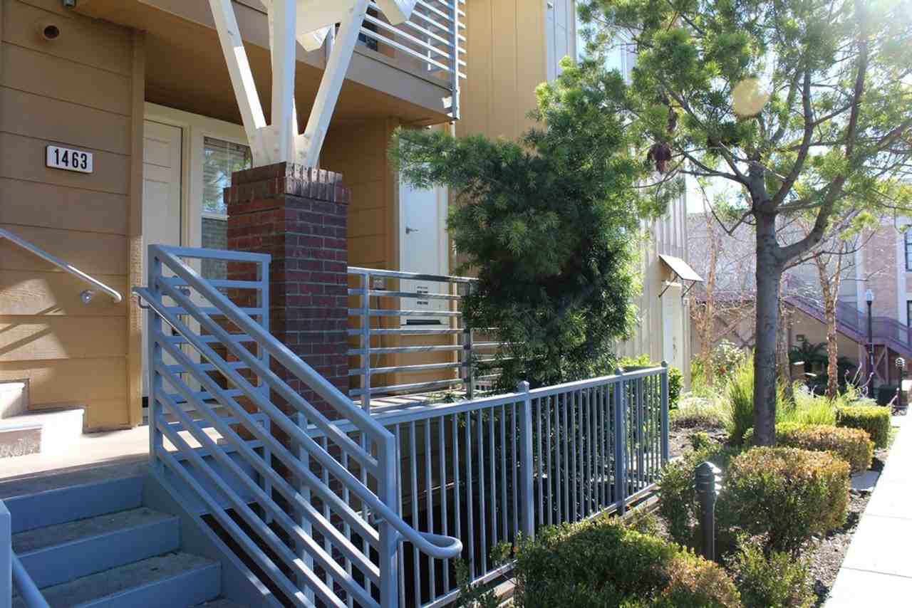 1463 Tucker St - Photo 2 of 14