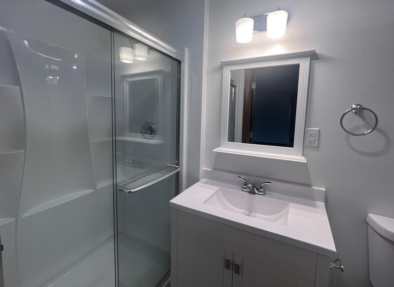 2634 N Salisbury St - Photo 5 of 12