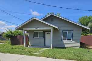 featured image of 1310 East St