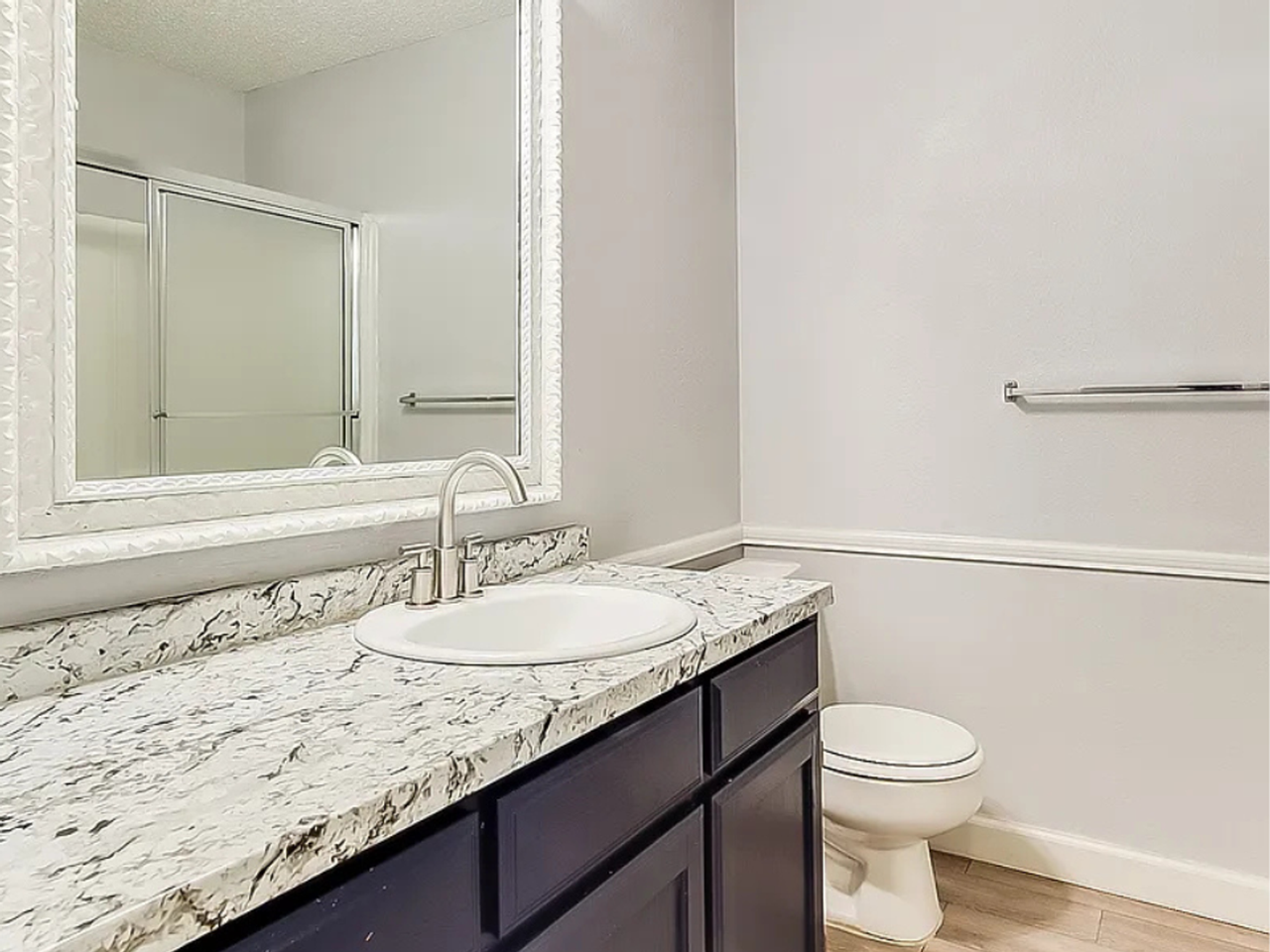 2318 Kingsford Ct - Photo 4 of 5