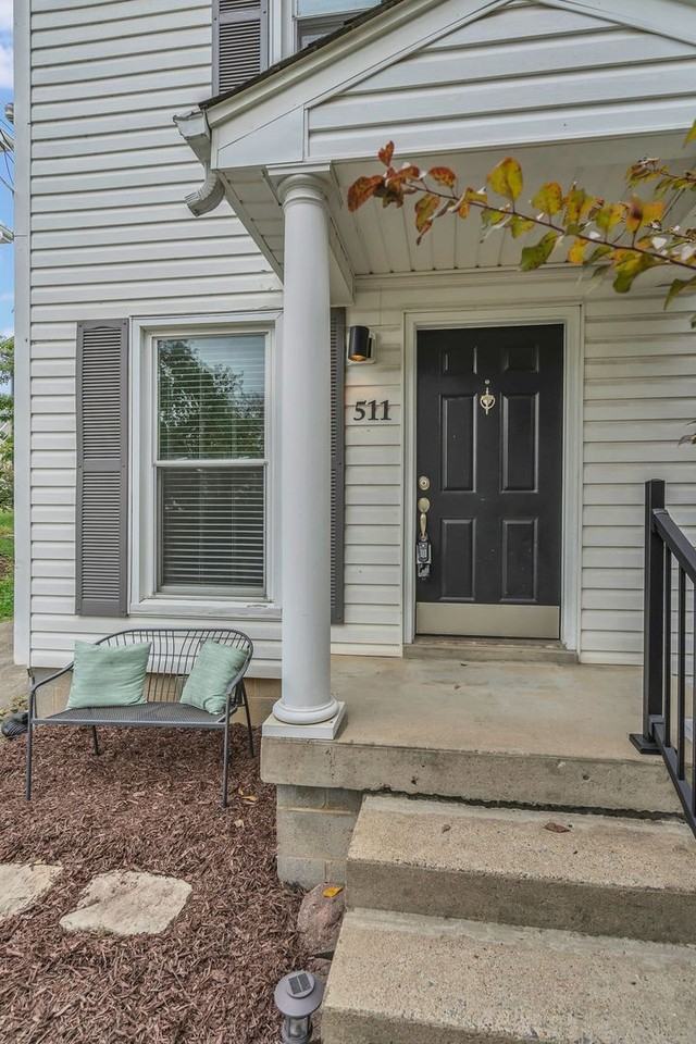 511 Nall Ave - Photo 4 of 32