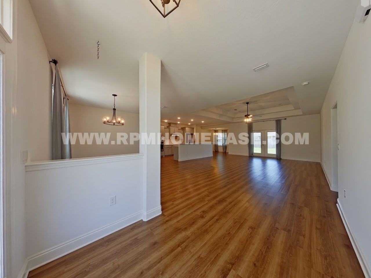 5199 Gaineswood Dr - Photo 2 of 20